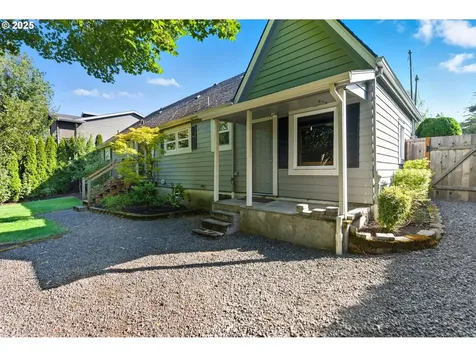 10945 SW 61st Avenue Portland OR 97219