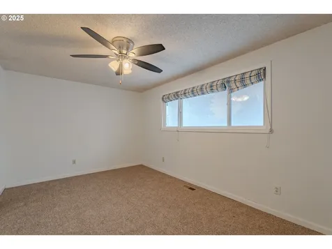 6205 NE 47th Street Vancouver WA 98661