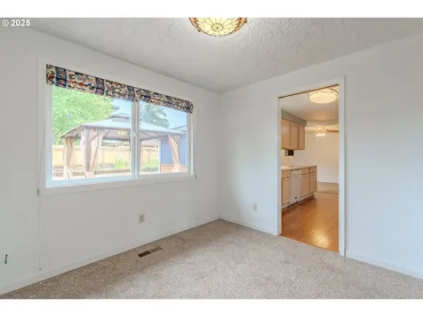 6205 NE 47th Street Vancouver WA 98661