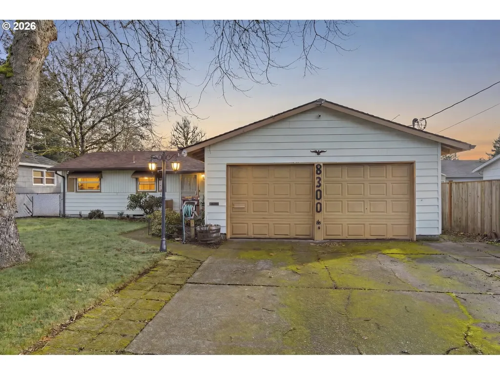 8300 SE 78th Avenue Portland OR 97206
