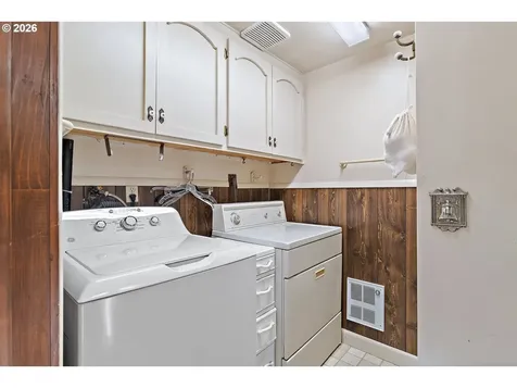 8300 SE 78th Avenue Portland OR 97206