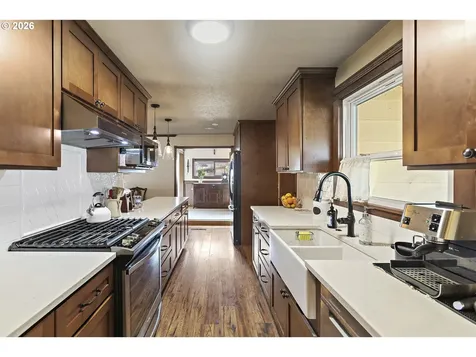 8300 SE 78th Avenue Portland OR 97206