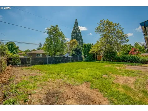 18010 SE Stephens Street Portland OR 97233
