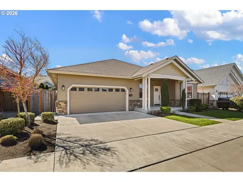 839 Lupine Street Springfield OR 97477