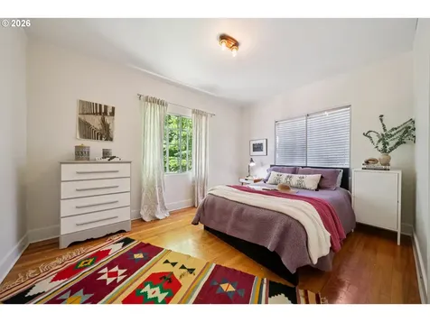 2829 SE Belmont Street Portland OR 97214
