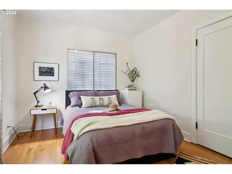 2829 SE Belmont Street Portland OR 97214