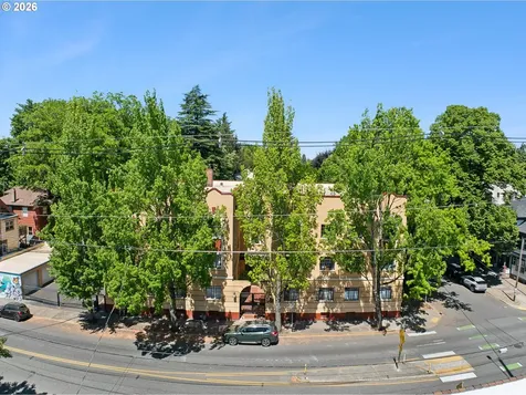 2829 SE Belmont Street Portland OR 97214