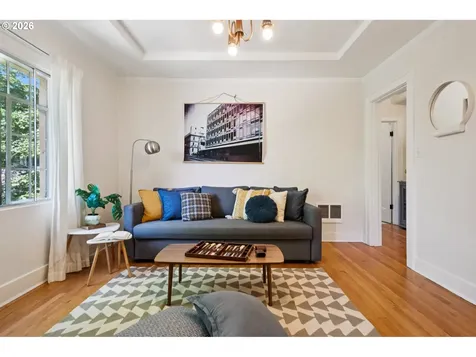 2829 SE Belmont Street Portland OR 97214