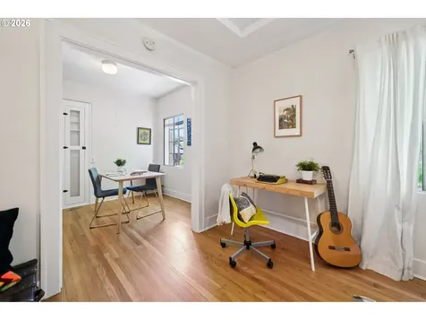 2829 SE Belmont Street Portland OR 97214