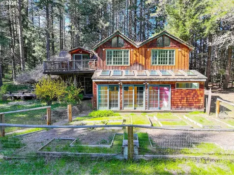 101 Cooke Road White Salmon WA 98672