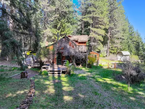 101 Cooke Road White Salmon WA 98672