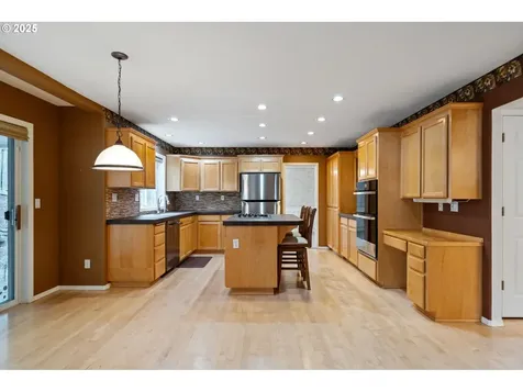 12420 SW Harlequin Drive Beaverton OR 97007