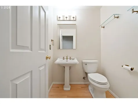 12420 SW Harlequin Drive Beaverton OR 97007
