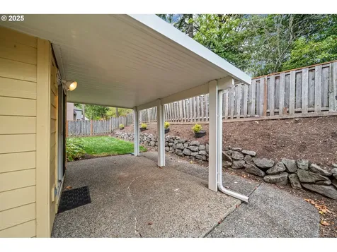 12420 SW Harlequin Drive Beaverton OR 97007