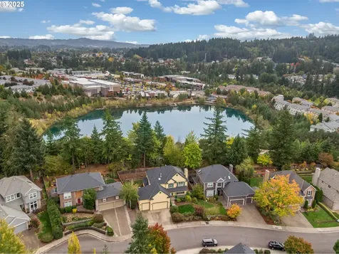 12420 SW Harlequin Drive Beaverton OR 97007