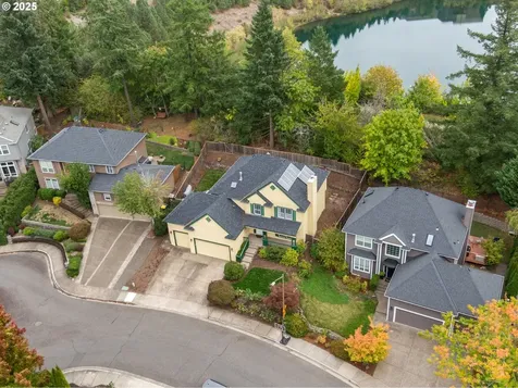 12420 SW Harlequin Drive Beaverton OR 97007