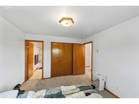 1986 Garfield Street North Bend OR 97459