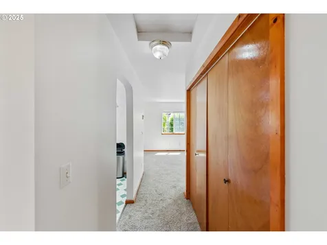 1986 Garfield Street North Bend OR 97459