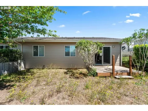 1986 Garfield Street North Bend OR 97459