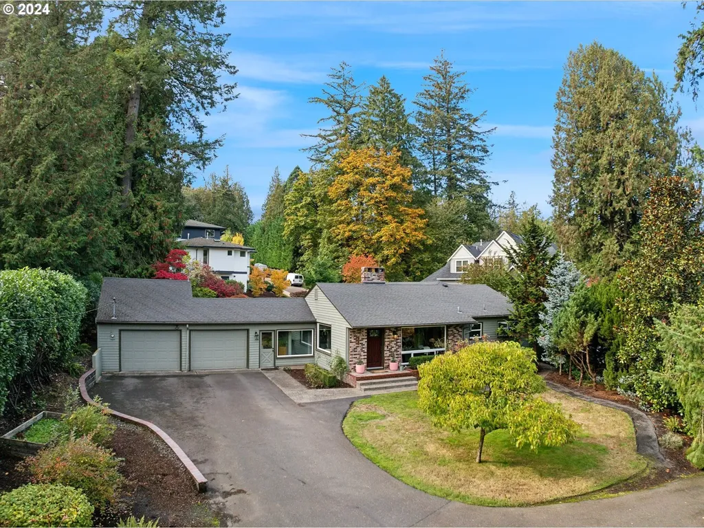 830 SW Trillium Lane Portland OR 97219