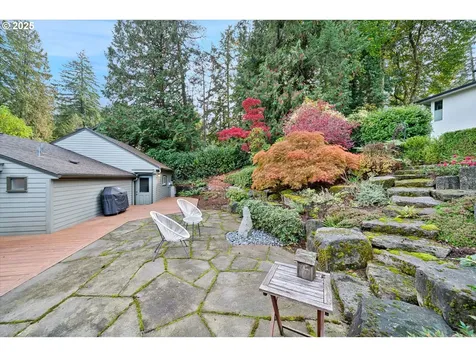 830 SW Trillium Lane Portland OR 97219