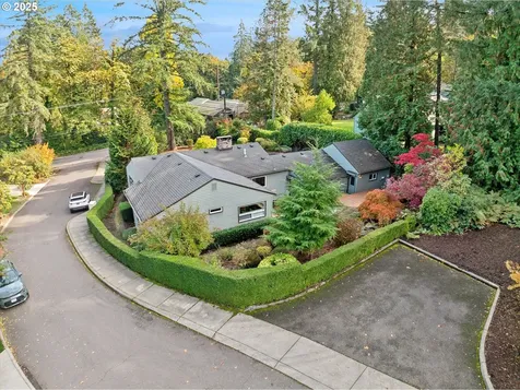 830 SW Trillium Lane Portland OR 97219