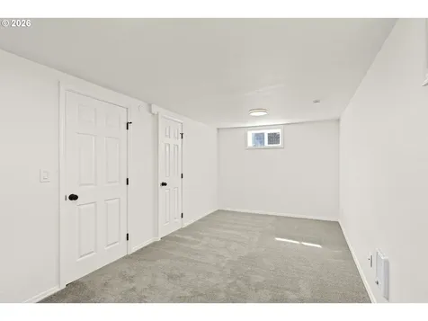1224 NE Roselawn Street Portland OR 97211