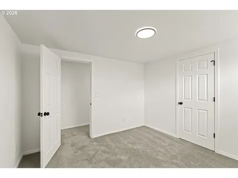 1224 NE Roselawn Street Portland OR 97211