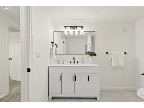 1224 NE Roselawn Street Portland OR 97211