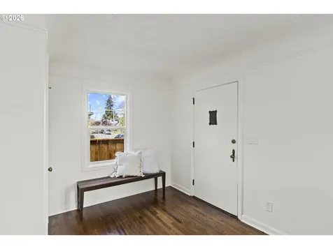 1224 NE Roselawn Street Portland OR 97211