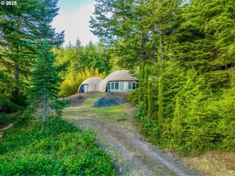 58812 Garden Valley Road Coquille OR 97423