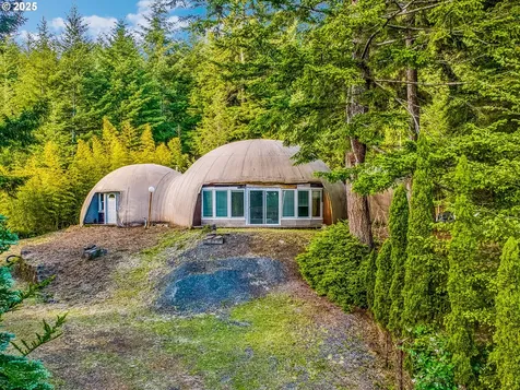 58812 Garden Valley Road Coquille OR 97423