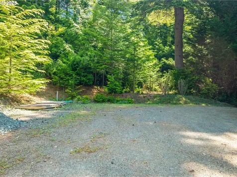 58812 Garden Valley Road Coquille OR 97423