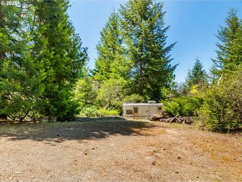 58812 Garden Valley Road Coquille OR 97423