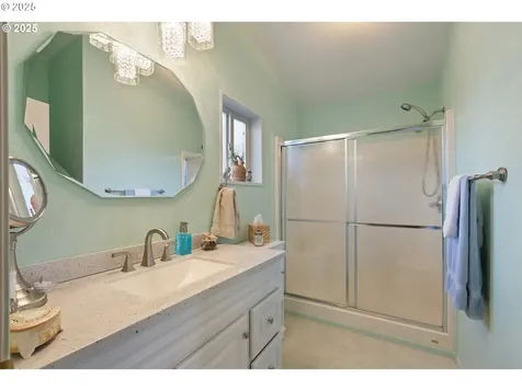 281 Heavenly Court Sutherlin OR 97479