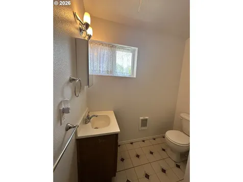 725 N River Bend Road Otis OR 97368