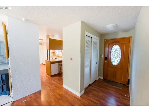 13039 NE Schuyler Street Portland OR 97230