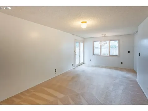 13039 NE Schuyler Street Portland OR 97230
