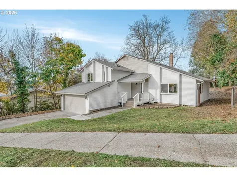 2412 NW 111th Street Vancouver WA 98685