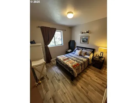 475 Burnham Avenue Maupin OR 97037