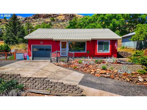 475 Burnham Avenue Maupin OR 97037