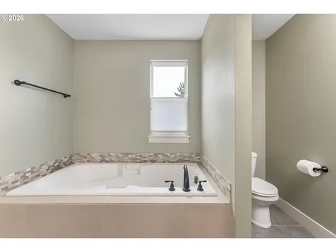 7406 N Leonard Street Portland OR 97203