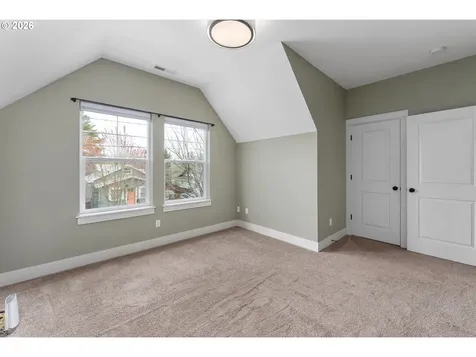 7406 N Leonard Street Portland OR 97203