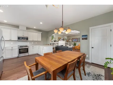 7406 N Leonard Street Portland OR 97203