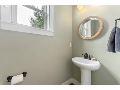 7406 N Leonard Street Portland OR 97203