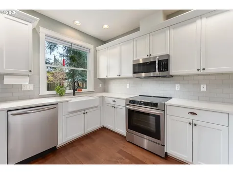 7406 N Leonard Street Portland OR 97203