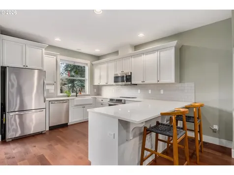 7406 N Leonard Street Portland OR 97203