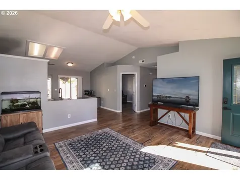 312 S Magnolia Street Cornelius OR 97113