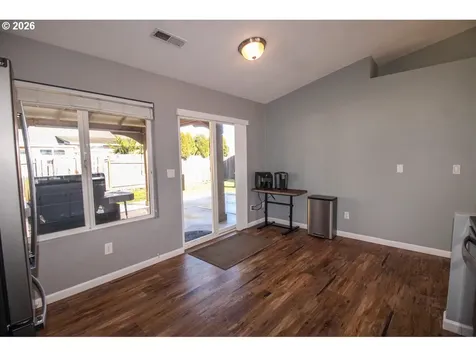 312 S Magnolia Street Cornelius OR 97113