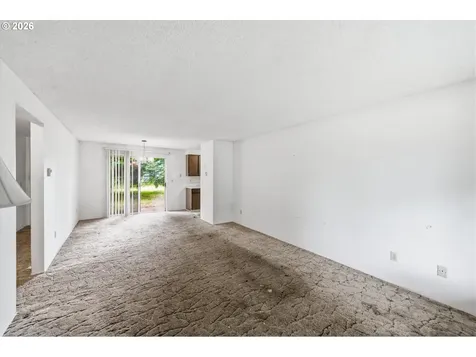 13137 SE Francis Street Portland OR 97236